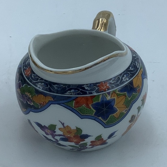 Japanese Asian Floral Creamer and Lidded Sugar - Picture 9 of 10